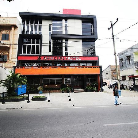 Amaliun Hotel Medan Extérieur photo