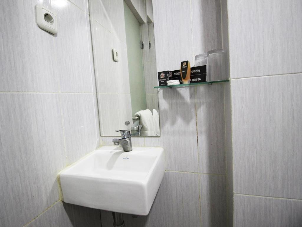 Amaliun Hotel Medan Extérieur photo