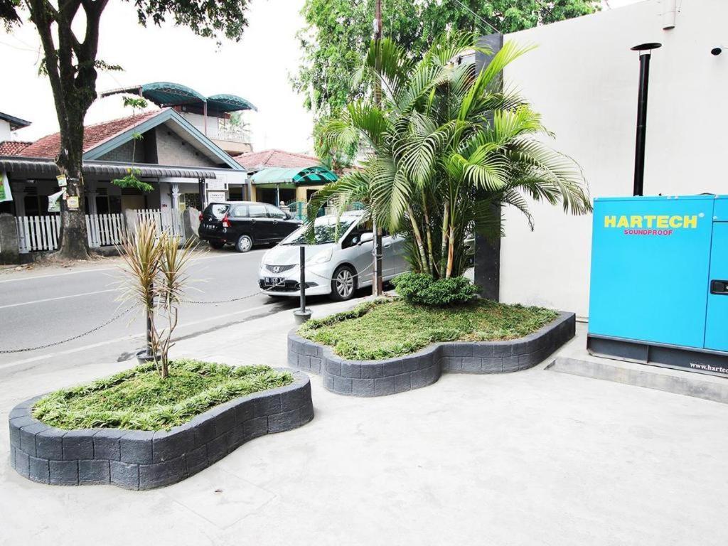 Amaliun Hotel Medan Extérieur photo