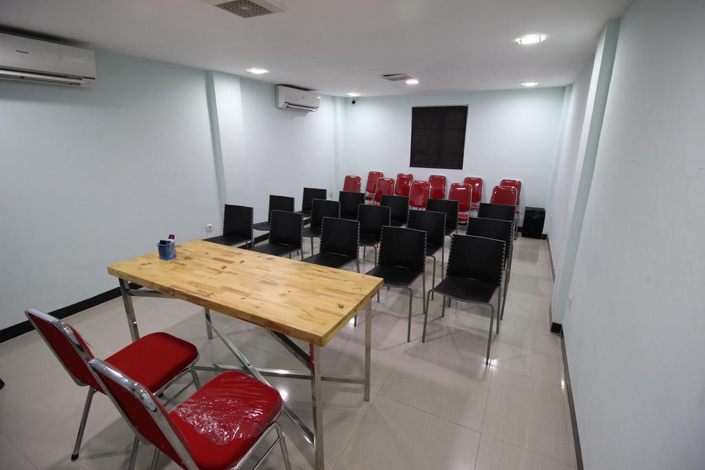 Amaliun Hotel Medan Extérieur photo