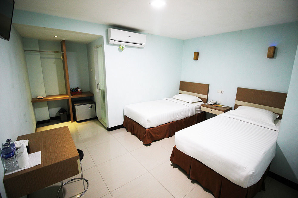 Amaliun Hotel Medan Extérieur photo
